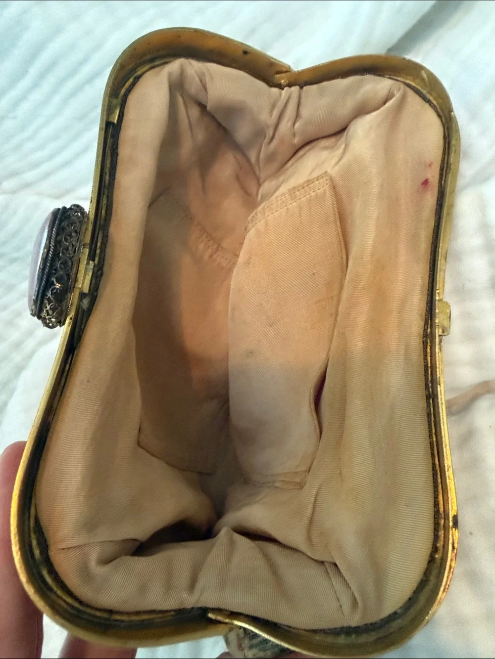 Vintage Floral Embroidered Beige Clutch Handbag